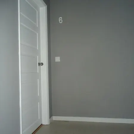 Porta 86 Guest house Cantanhede